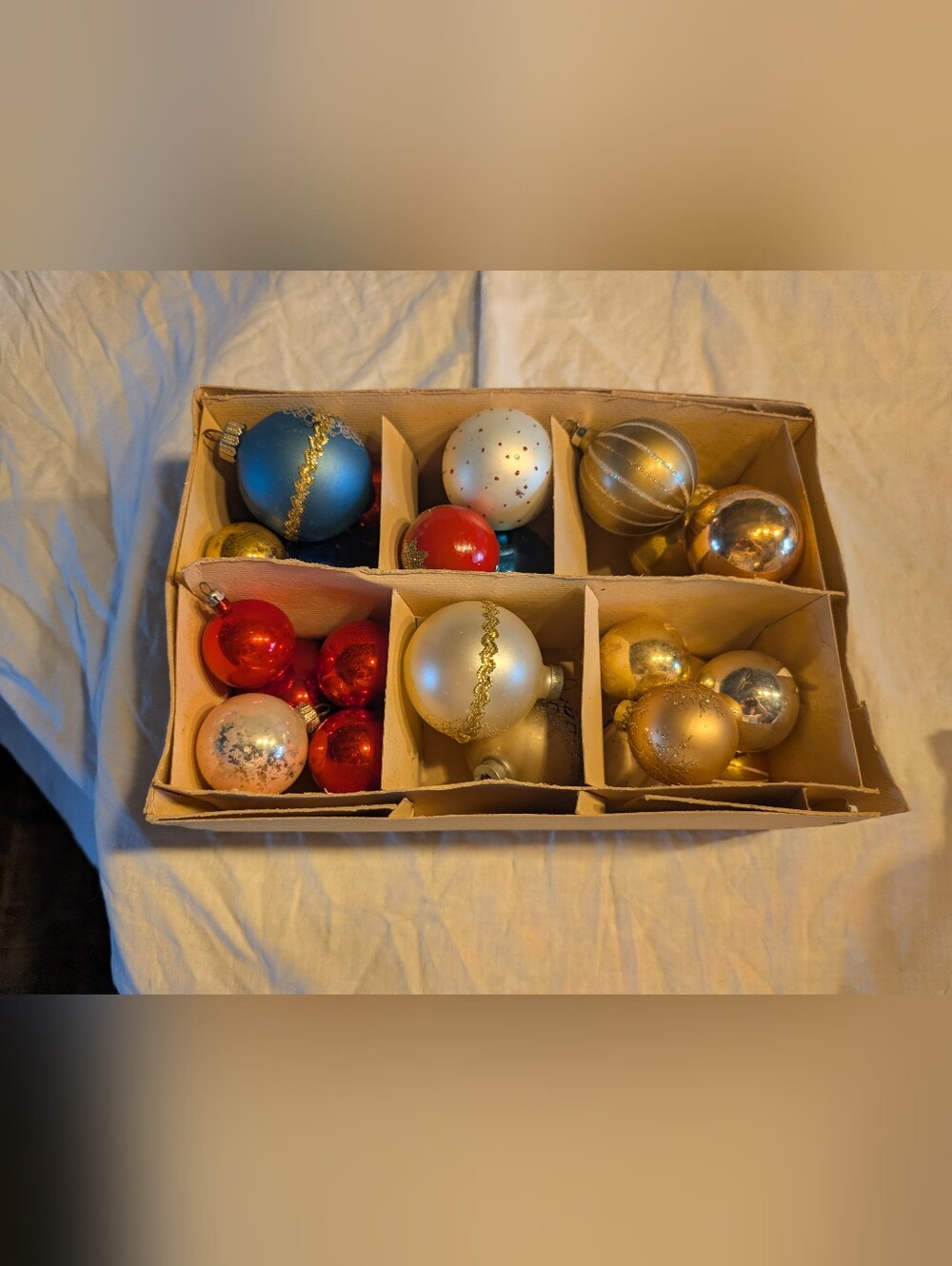 2/80$ Vintage Holiday 24 Ornament Set - Blue, Gold, Red, White